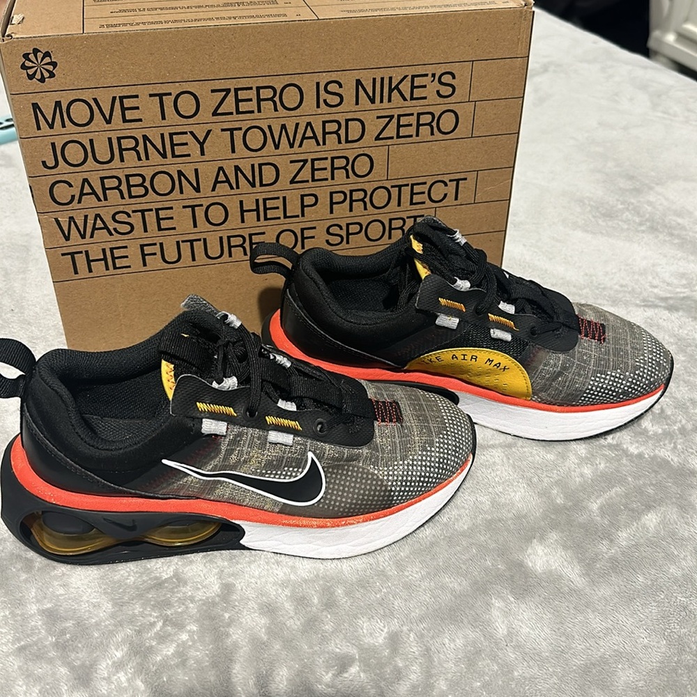 🧡🖤🔥NIKE AIR MAX🔥🖤🧡 - Picture 2 of 9